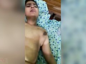 Desi babe with a shaved pussy enjoys anal sex with a MMS lover