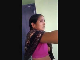 Desi babe Randy gets paid to show off her tits and gets fucked
