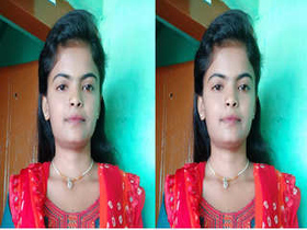 Exclusive video of a cute Indian girl giving a blowjob