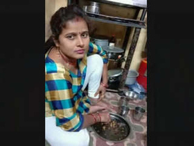 Married bhabi gets fucked by her husband in bed