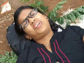 Caught on camera: Threesome in the park with a couple and their friend