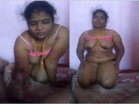 Exclusive video of a Desi bhabhi giving a blowjob in HD