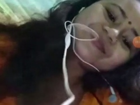Desi girl's solo nude selfies during quarantine