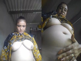 Indian village bhabhi in action