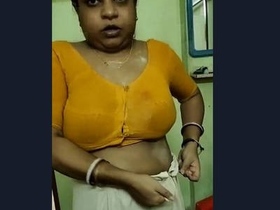 Indian aunt with large breasts