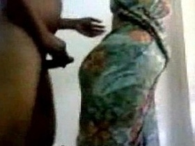 Tamil aunty's blouse and saree in full HD