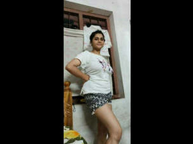 Sizzling gay rendezvous featuring Indian housewives