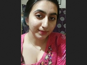 Beautiful Pakistani girl in a full collection of porn