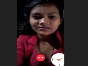 Desi Indian girl flaunts her breasts in a VK video