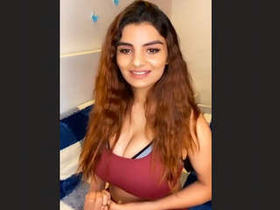 Anvesh Jain's seductive performance in a real-time show