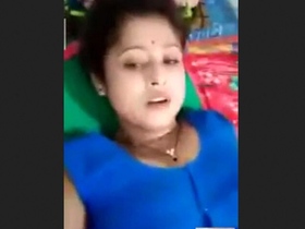 Bhabhi takes it in the mouth instead of the pussy