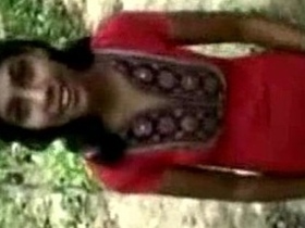 Dehati BF and village girl indulge in outdoor sex scandal