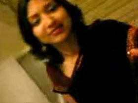 Beautiful babe gives a sensual blowjob