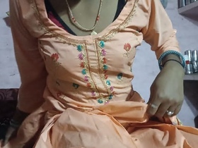 Desi couple's fun and sexy video