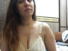 Unclothed Indian spouse from Pakistan in film