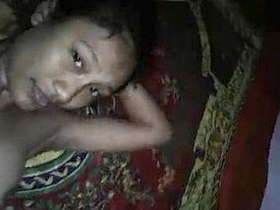 College girl from India sends nude selfie to her boyfriend