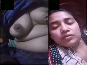 Bangladeshi girl flaunts her body in video call, part 5