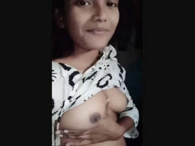 Sultry teen with a seductive gaze