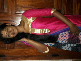 Sensual Tamil beauty indulges in self-pleasure with her fingers