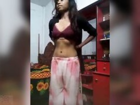 Bangladeshi college girl Desi strips down and flaunts her big nipples