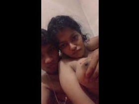 Desi teen girl and her big boobs have fun on camera