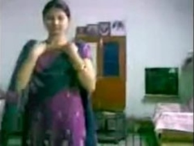 Old mom POV video of Pakistani sex