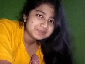 Indian girl enjoys giving blowjob and having sex with a guy