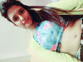 Cute Desi teen shows off her nude body in a video