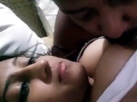 Kerala babe sucks boobs and gets fucked in hot sex video
