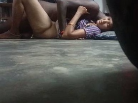 Hidden camera captures Indian auntie's anal sex on the floor