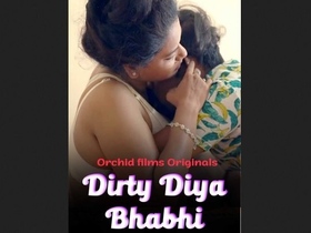 Dirty Diya Bhabhi gets naughty in a steamy video