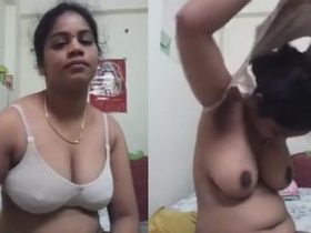 Watch a Tamil bhabi pleasure herself in this steamy video