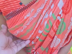 Village bhabi Malki Queen undresses and engages in sexual activity