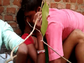 Desi girl gets gangbanged by boys in a public place in MMS video