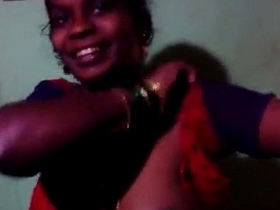 Tamil aunty gets naughty in a sexy video