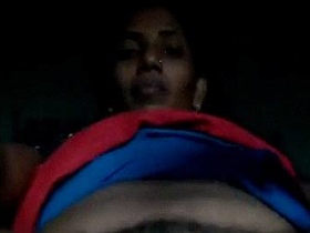 Kerala auntie flaunts her curvy and hairy body