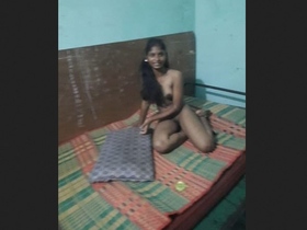 Girlfriend's nudity discovered by boyfriend