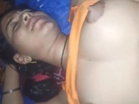Rural bhabhi indulges in naughty activities in a video