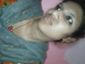 Shy Indian girl records her solo play with her pussy for her lover