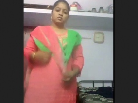 Lovely Bhabhi strips down and flaunts her body in a video