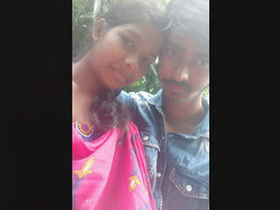 Desi couple's passionate outdoor encounter