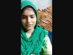 Muslim girl proudly displays her large breasts and intimate area in VK video