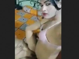 Shemale has sex with attractive aunt in India
